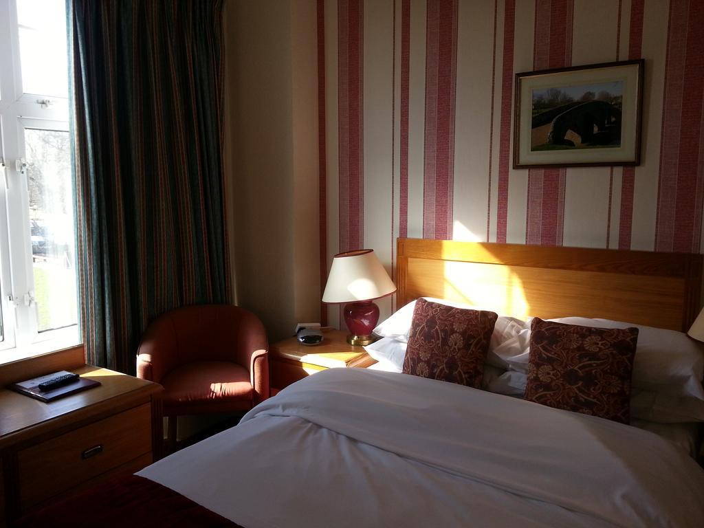 Cadogan Hotel Newmarket  Eksteriør bilde