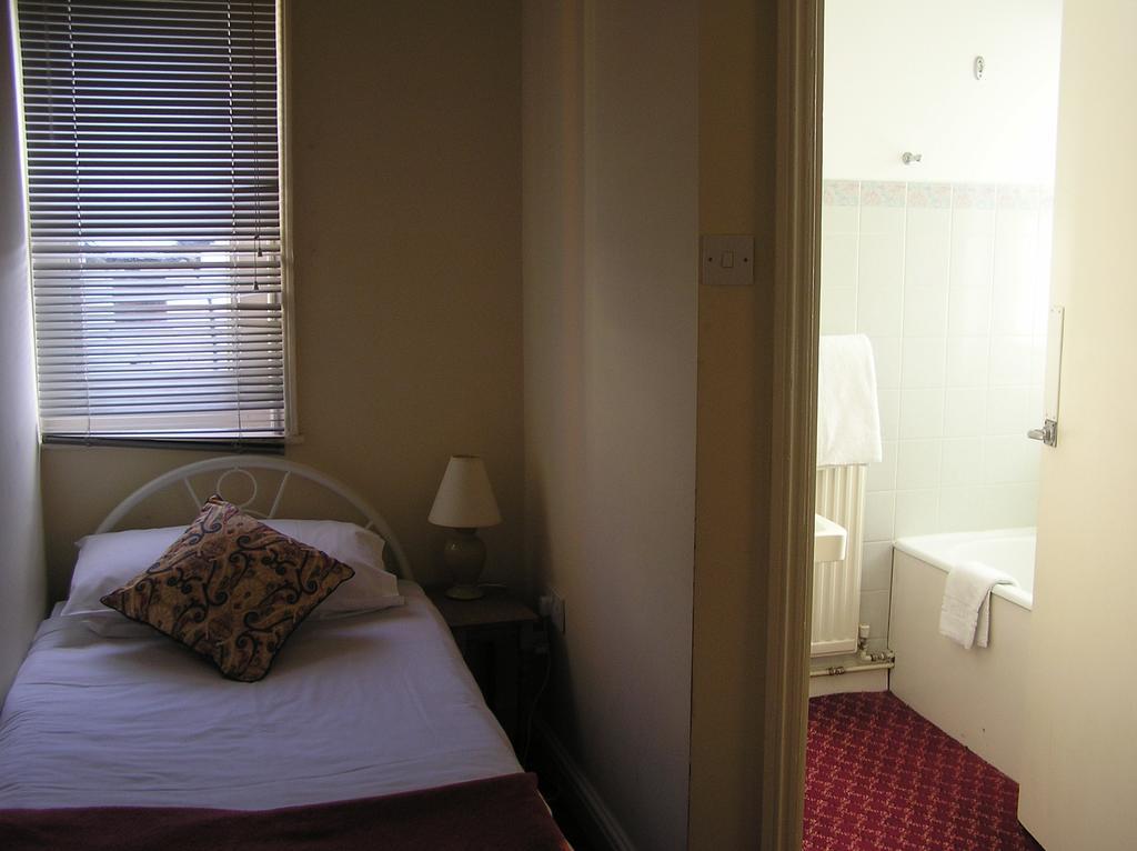 Cadogan Hotel Newmarket  Eksteriør bilde