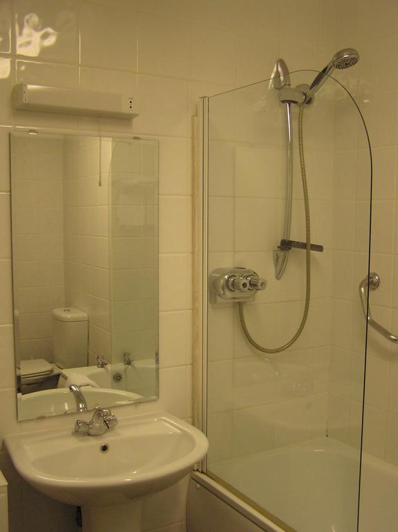 Cadogan Hotel Newmarket  Eksteriør bilde